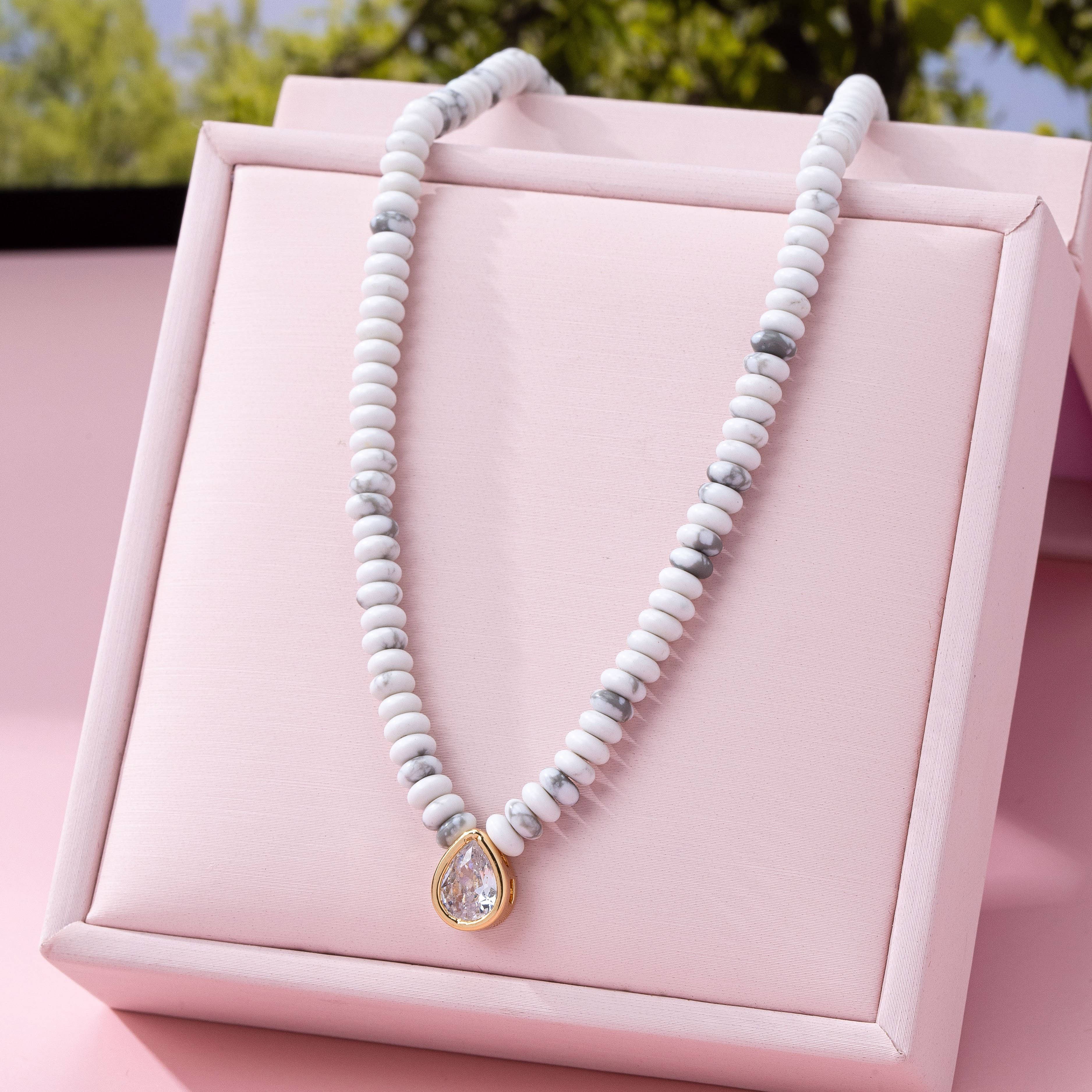 NATURAL SEMI PRECIOUS STONE BEADED CHARM NECKLACE | 80N92658