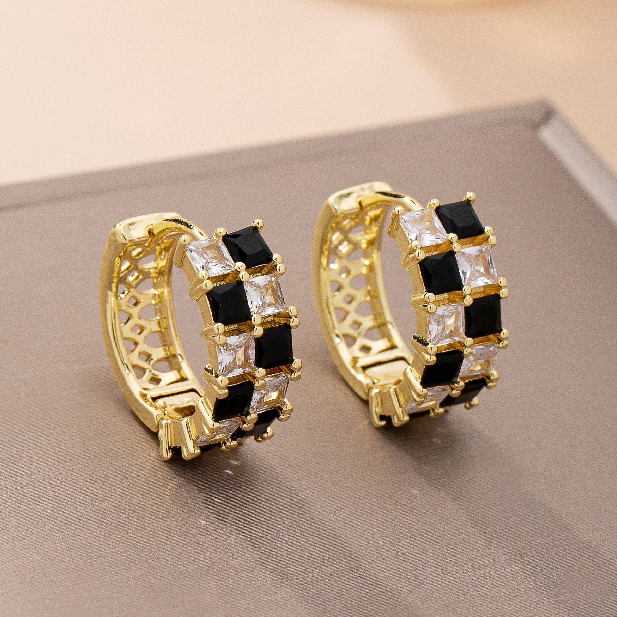 Checker Black & Crystal Baguette Hoop Earrings | 80E61892