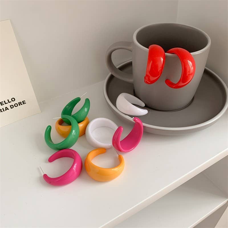 Retro High-Shine Acrylic Chunky Hoop Earrings | 40E478