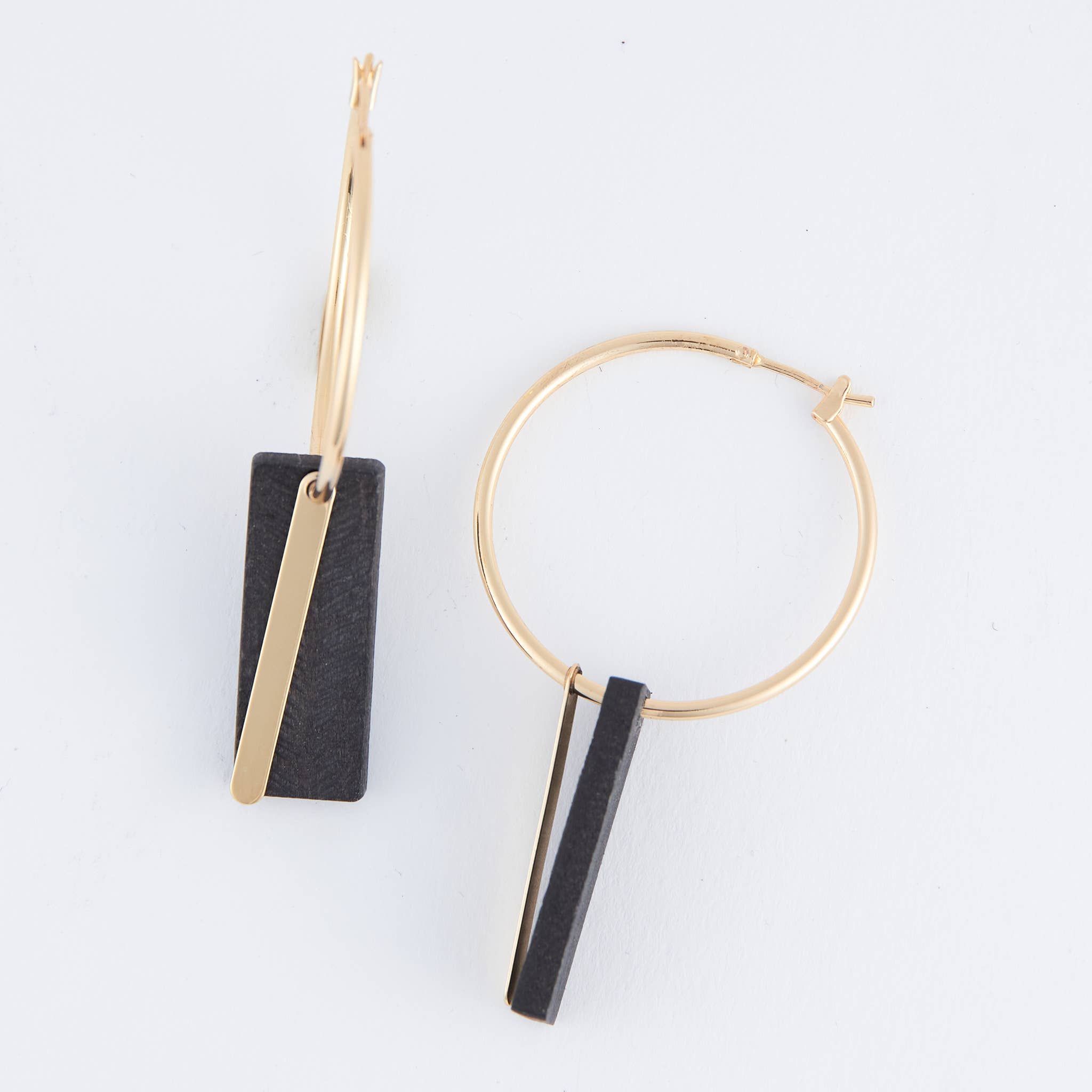 Jolie Wooden Bar Gold Hoop Earrings
