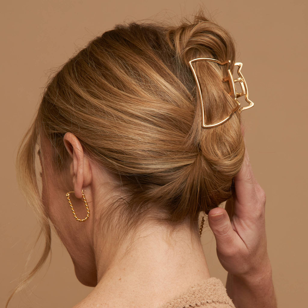 Narelle Waterproof Twisted Hoop Earrings