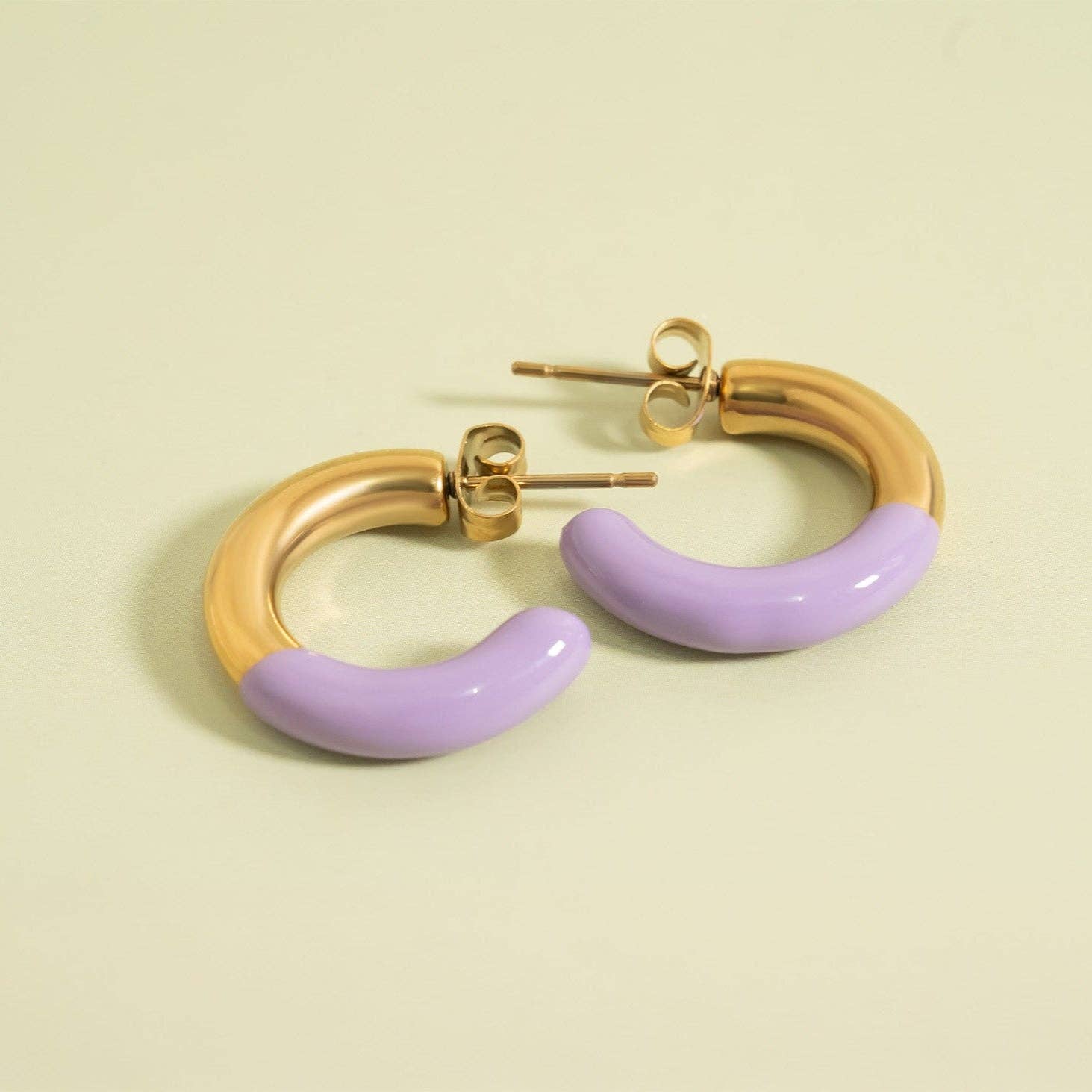 18K Gold PVD Stainless Steel Purple Epoxy Huggie Earrings